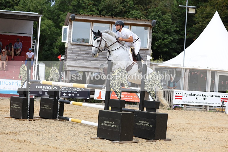 3E7A4611 - Class 9: Senior 1.30m open