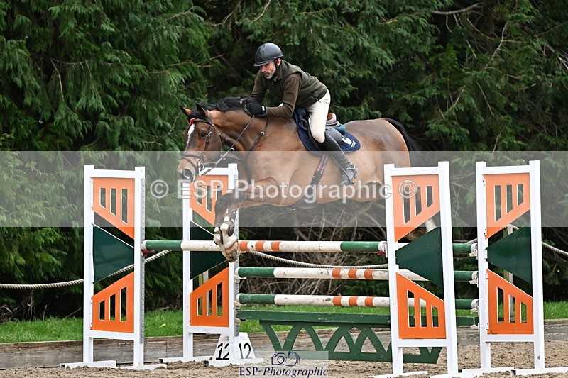 250201A-142546-00944 - Cls 04 Local Horse 120cm