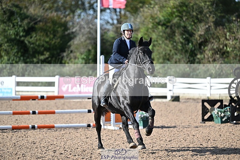 241004A-104547-01343 - Fri 07 Snr Brit Nov & 90cm Open