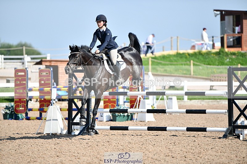 240512A-161714-19760 - Cls 44 1.05m National Am Quali