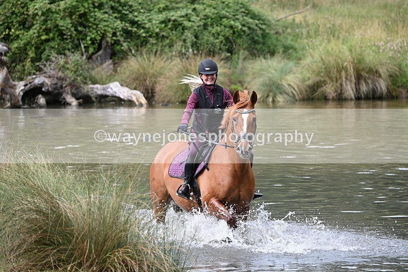 WJ7_2063 - Time at Water 11:14 to 11:36