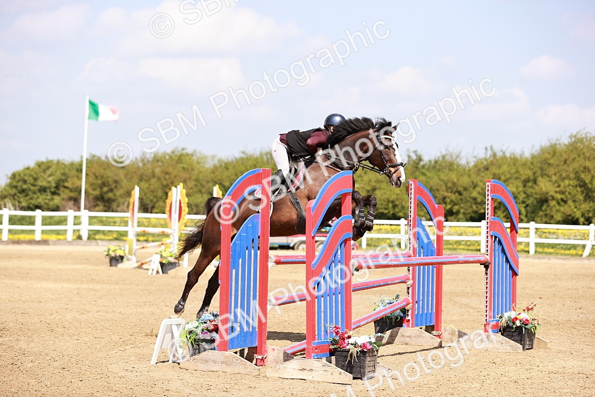  - Class 23 - Senior 1.05m