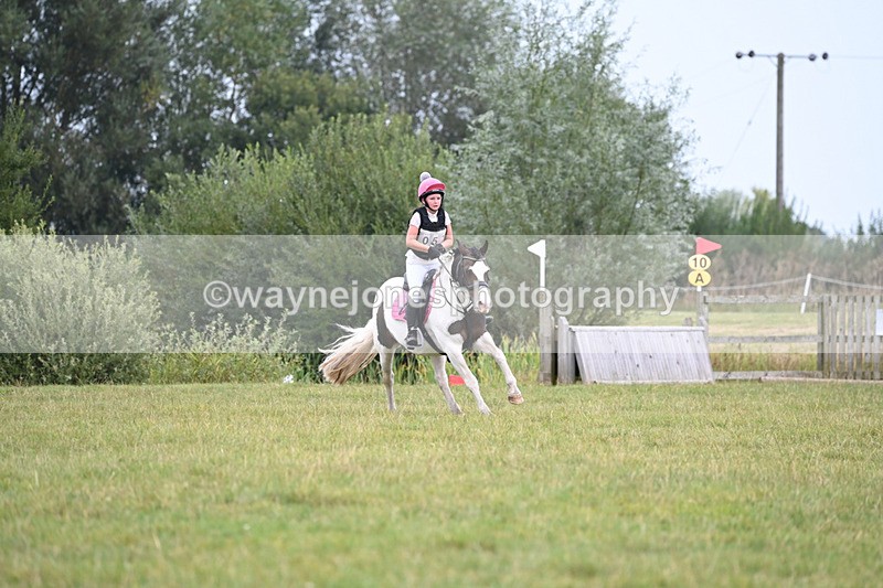 WJ6_3297 - 80cm XC Time 15:45 to 16:02