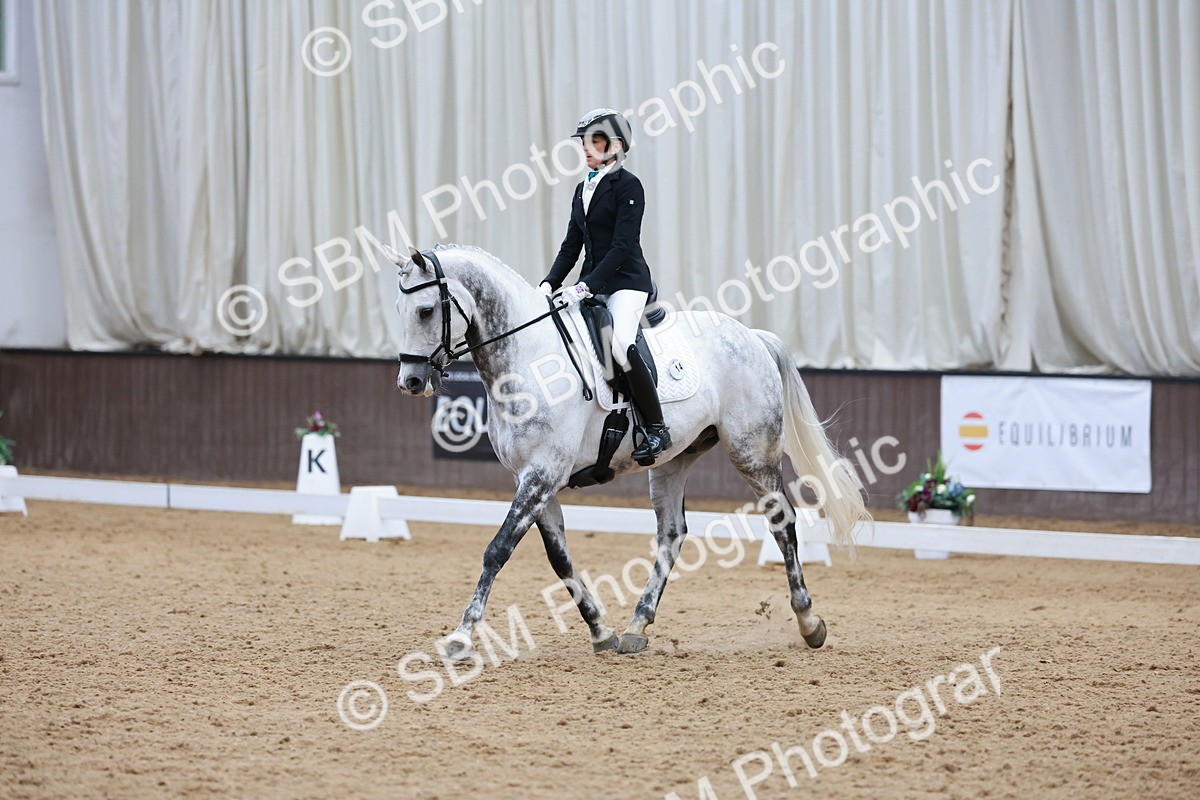 SBM_010017 - Class 6b - Novice 6 - 12.40-13.43