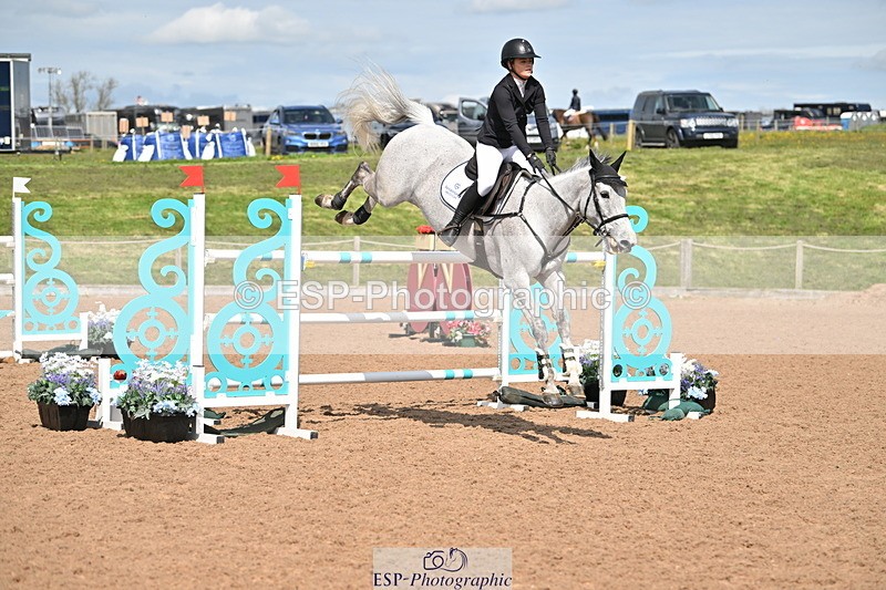 240418A-140746-04246 - Cls 9, 2 Star Big Tour 1.40m