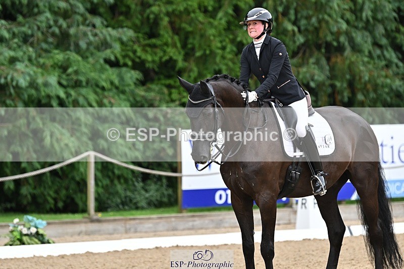 240810-104238-02513 - 209-Jess.Ralton-Newton.Freezeframe