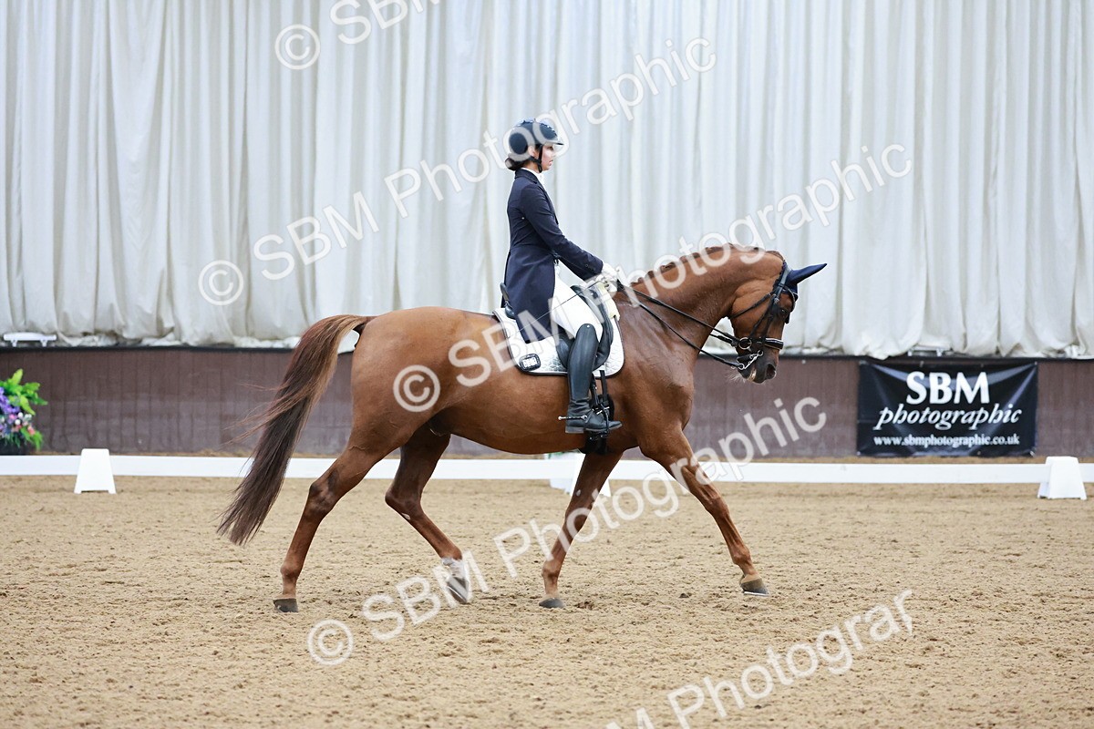 SBM_016466 - Class 5 - FEI INT II - 17.24-18.20