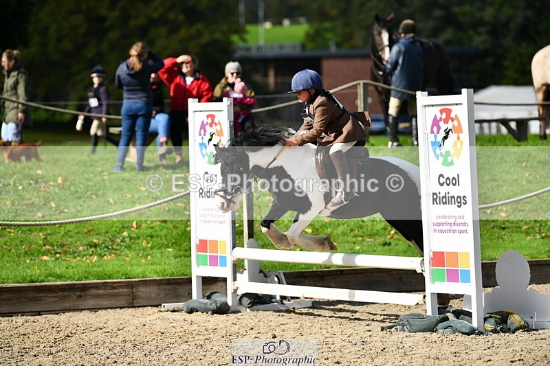 251004A-132731-01280 - Classes 6 & 7 60cm