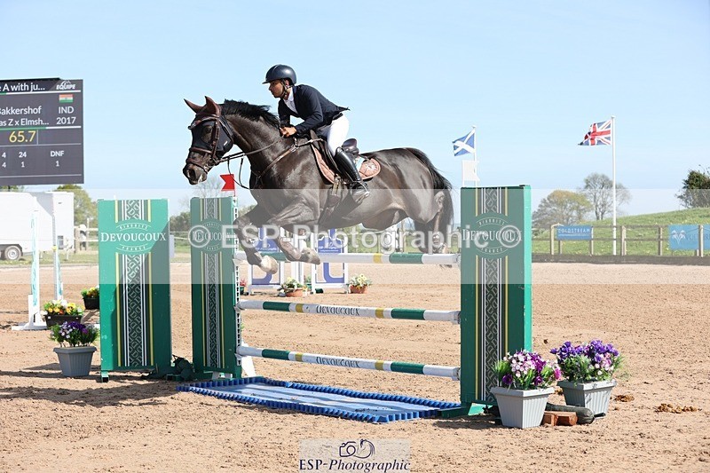 250427-155755-18257 - Cls 24 - 1 Star Gold Tour