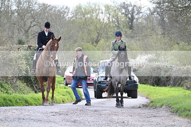 WJ7_9942 - Walk Home