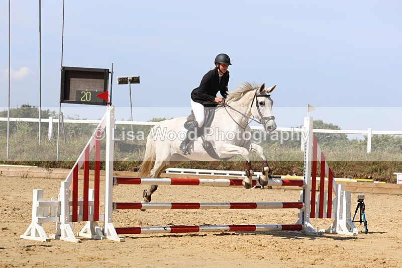 3E7A1595 - Class 10: 90cm open