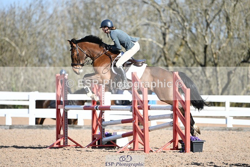 250330-102154-06080 - Cls 32 British Novice and 90cm