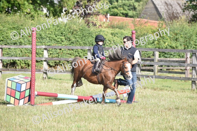 20250831-0326 - Class 6 - Minimus Jumping 30cm