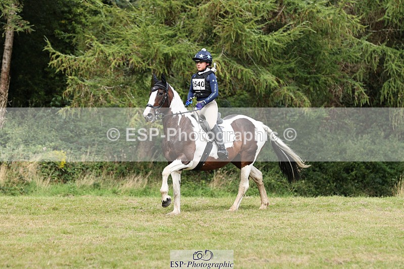 240825X-115522-32360 - 70cm XC 11.00 to 12.00