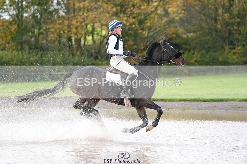 251024A-132626-11101 - B-165-Chloe.Pearson