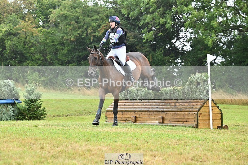 250830-152453-04839 - G-321-Samantha.Henderson