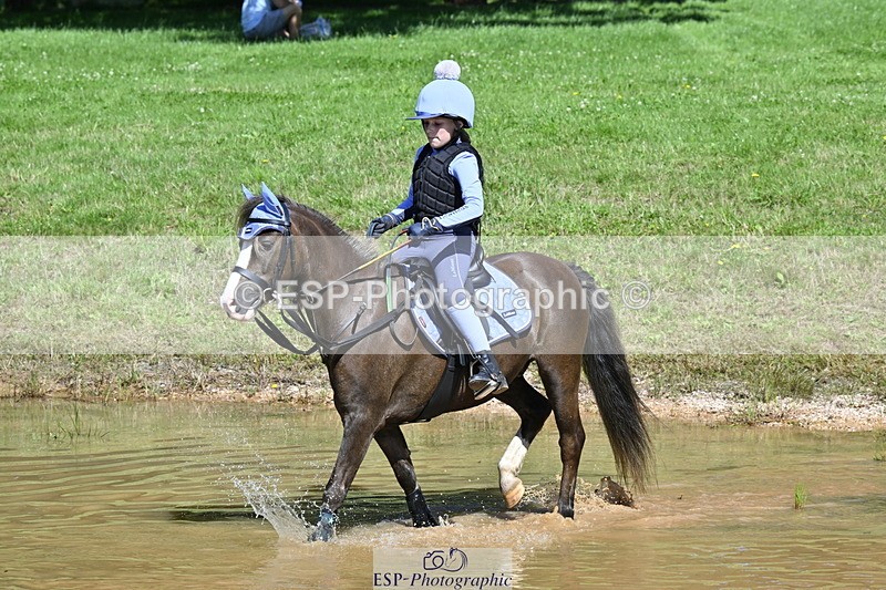 240728B-111941-00872 - Theo's Group XC