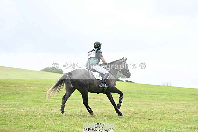 240825X-180033-38297 - 80cm XC 17.30 to End