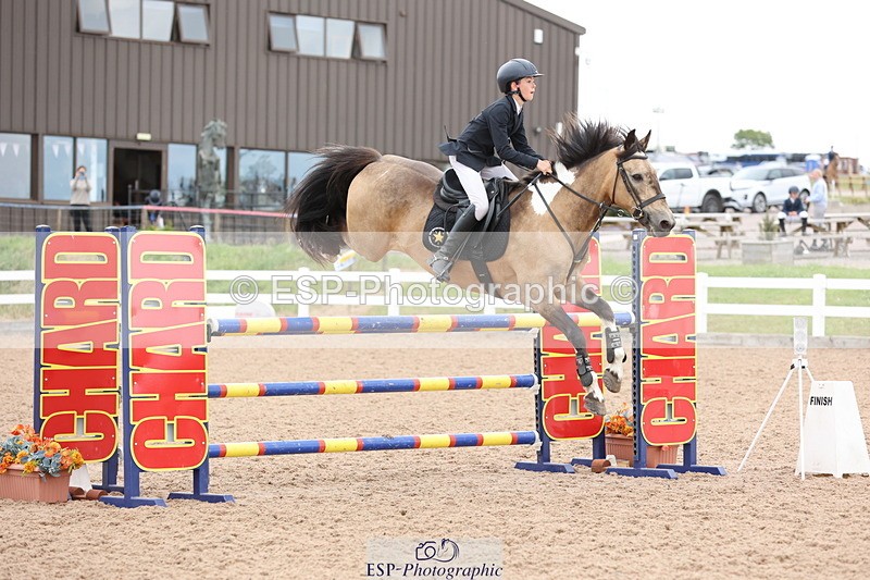 240630A-162004-15121 - Cls 33 Foxhunter and 1.10m Open