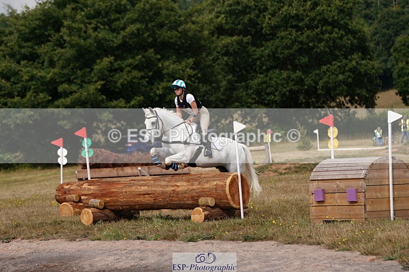 250802A-104616-01520 - B-056-Cecilia.Behagg-JOHNJOE