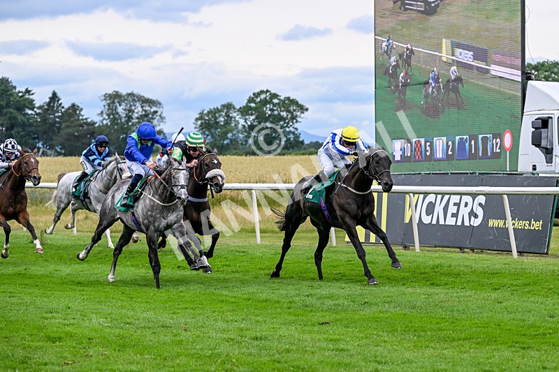 010726-Race 8-Farandaway-9020 - Race 8 16.40pm William Hill Summer Cup Saturday 1st August Book Now Handicap