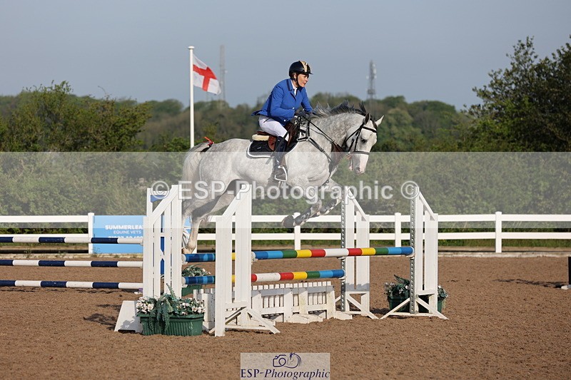 240510A-080155-04036 - Cls 13 British Novice and 90cm Open