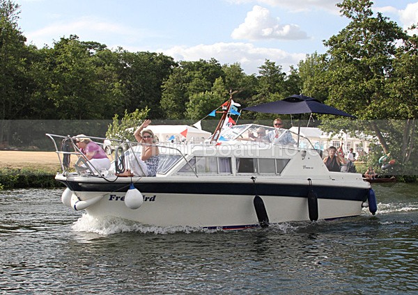 100703-2 FREE BIRD IMG_2652 - HENLEY ROYAL REGATTA 2010