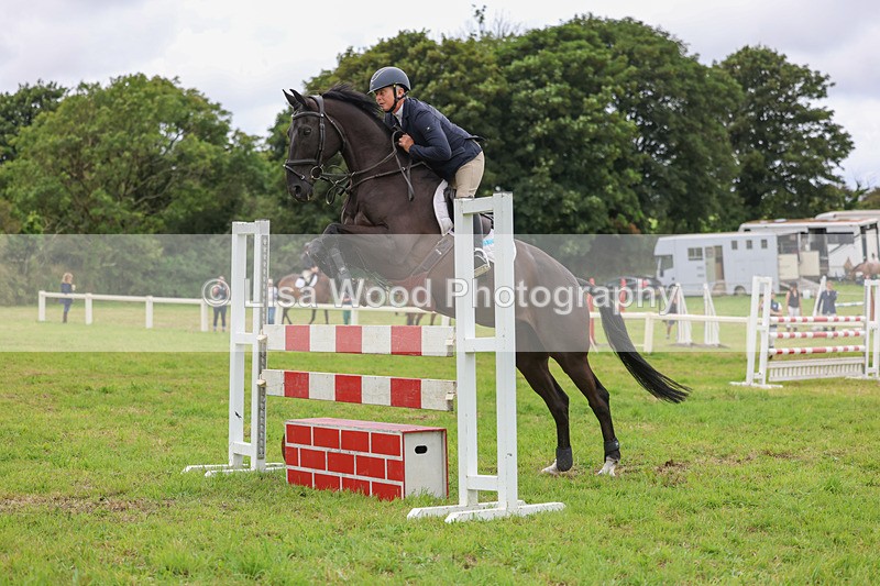 3E7A8120 - Class 7: Senior Newcomers/1.10m open