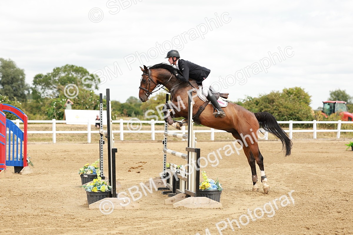 SBM_018931 - Class 21 - Senior Newcomers Championship 2d Rd