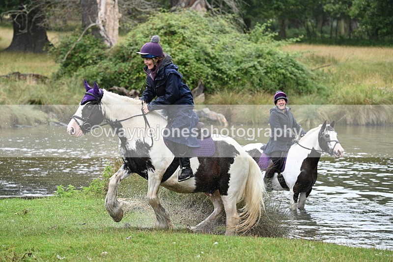 WJ7_9129 - Time at Water 11:53 to 12:23