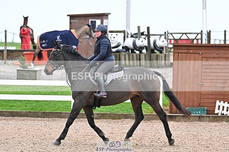 241127-130228-00594 - Cls 04A&B Snr Newc & 1.10m Open