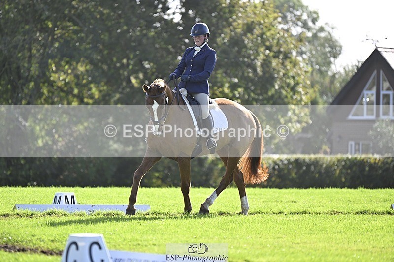 241025-114837-06932 - 370-Emma.Tamblyn-COOL.JET.II