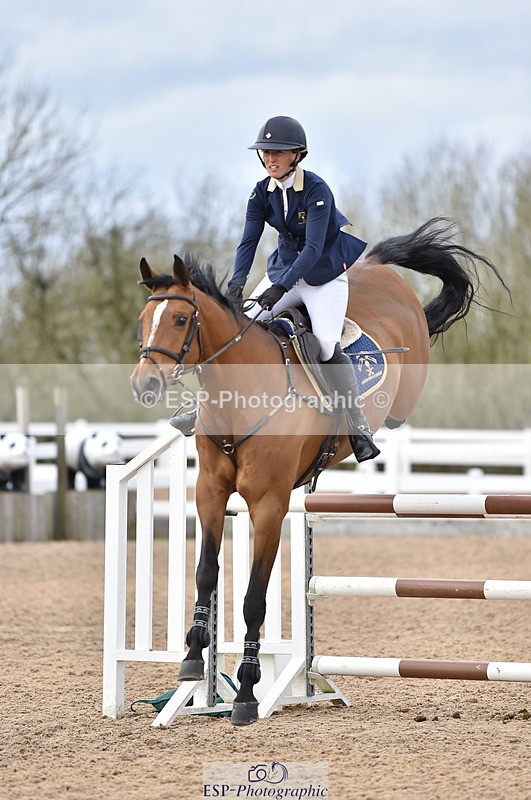 240403A-154130-01023 - Cls 5 Foxhunter and 1.20m Open