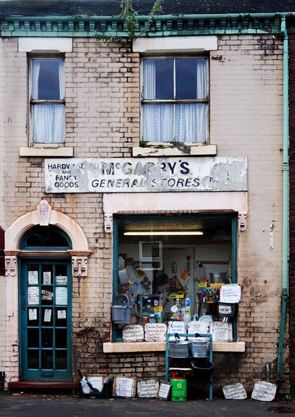 McGarrys - Potteries Images
