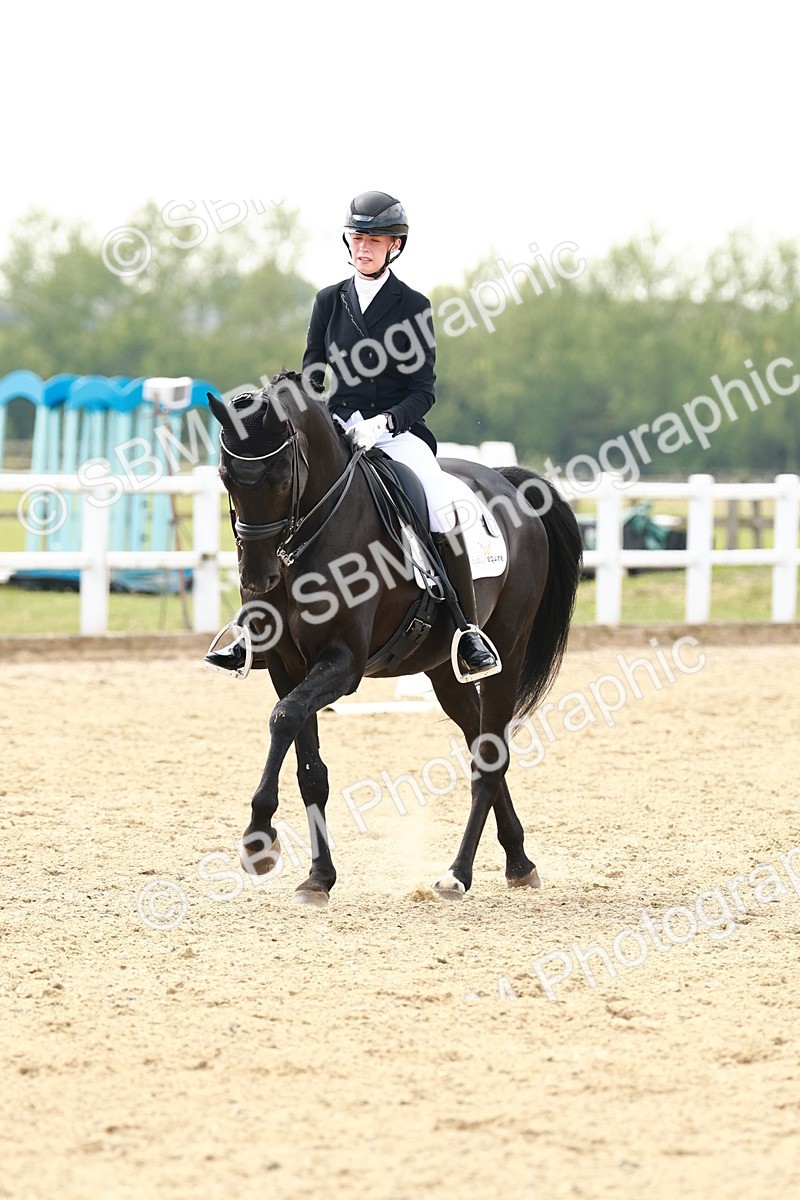 0B8A7090 - Class 12 - Medium 4