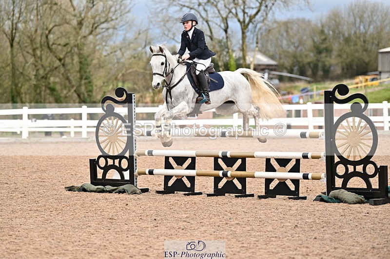 240310A-121719-02412 - Cls 5 Pony Newcomers and 1m Open