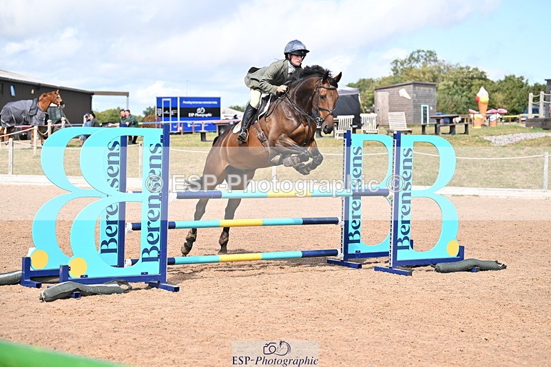 250827B-133659-00609 - Cls 4 Snr Newcomers 1.10m