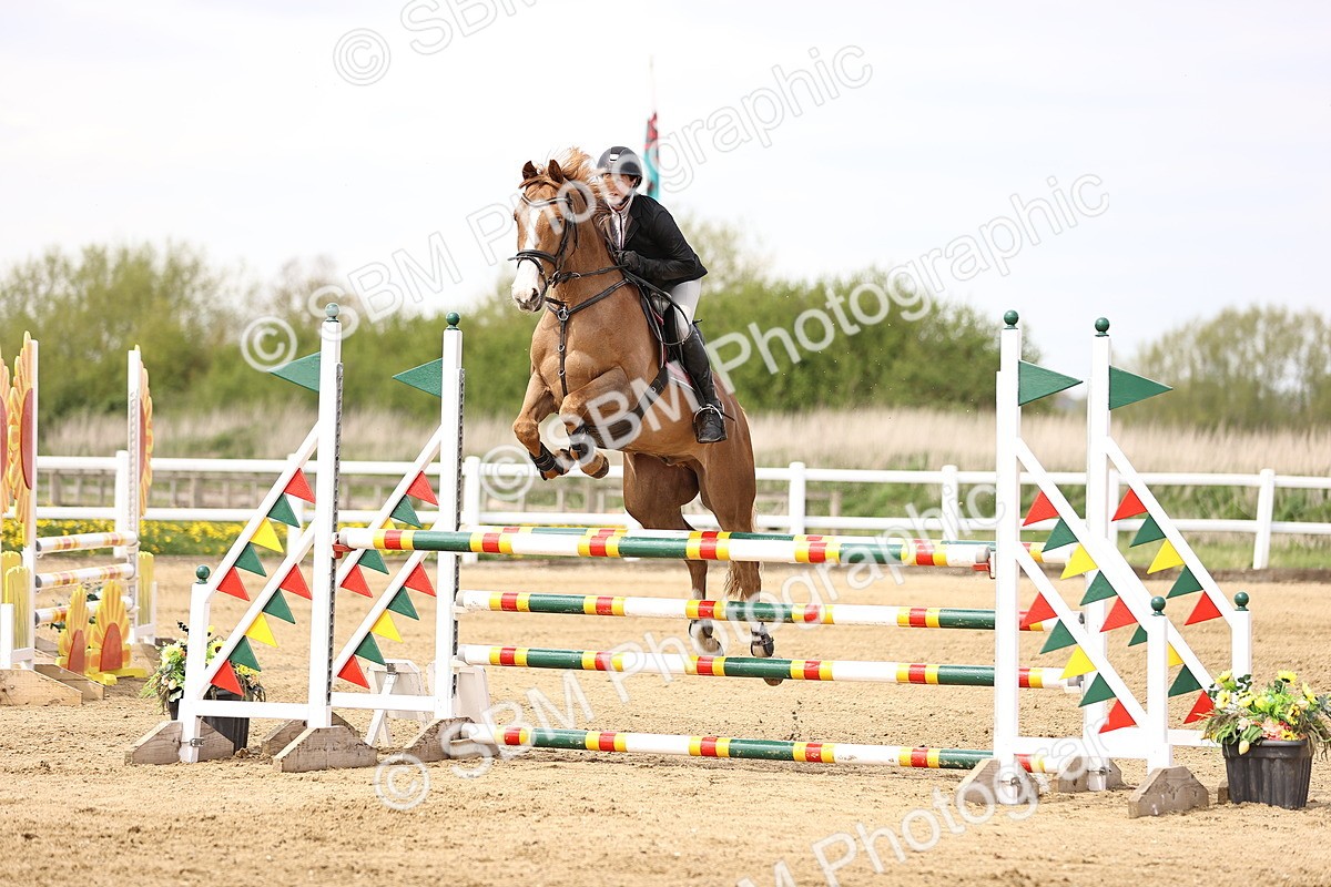 SBM_002382 - Class 11 - Senior newcomers - 1.10m