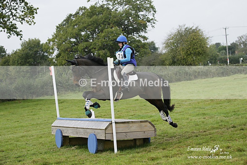  WWHT 171021 1054 - Open Novice (0.80m)  17/10/21