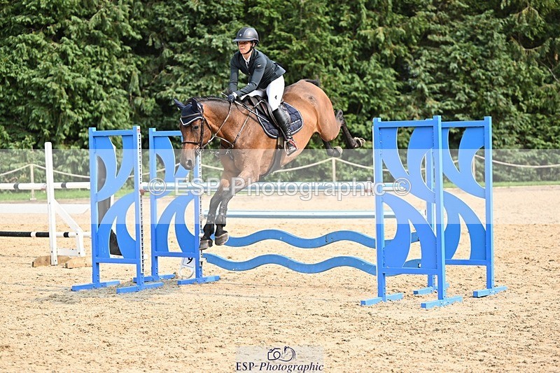 240818-153234-05252 - Cls 12A Snr Foxhunter & 1.20m Open