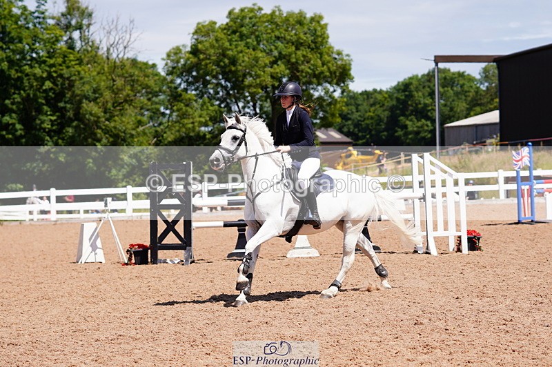 240629A-115638-05111 - Cls 18 Newcomers and 1m Open