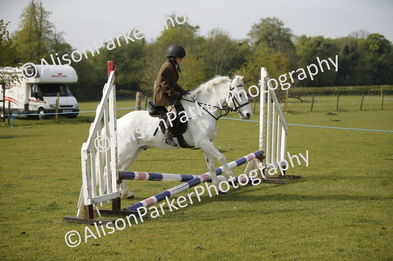 20260426-1059 - Class 1 - Mini Jumping - Lead rein or Assisted