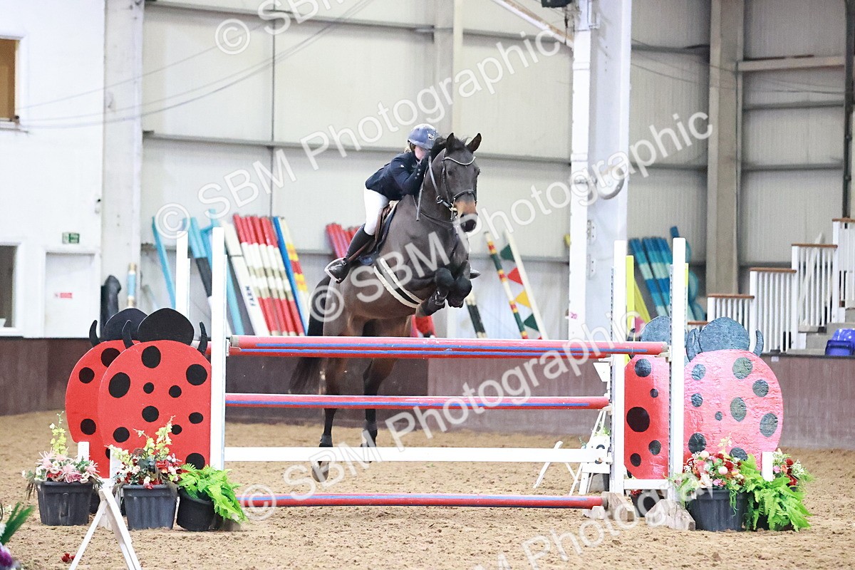 SBM_003019 - Class 11 - Senior Foxhunter 1.20m