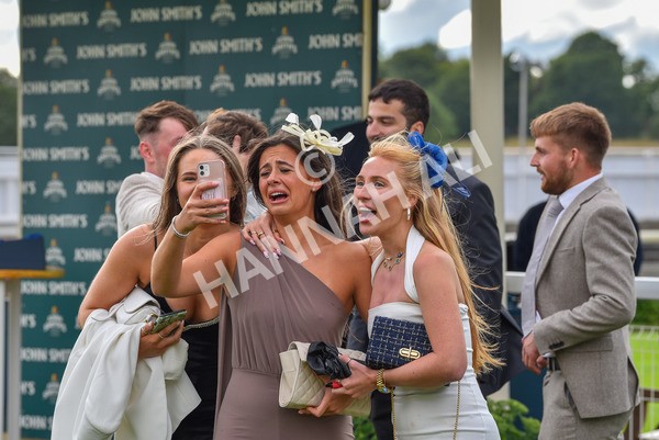 150723-Race 7-Roundhay Park-8936 - Race 7 5.30 pm John Smith's Sprint Handicap