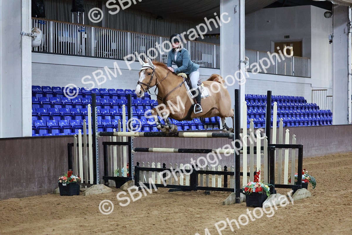 SBM_008577 - Class 27 - Redpost Equestrian Senior Foxhunter/ 1.20m Open