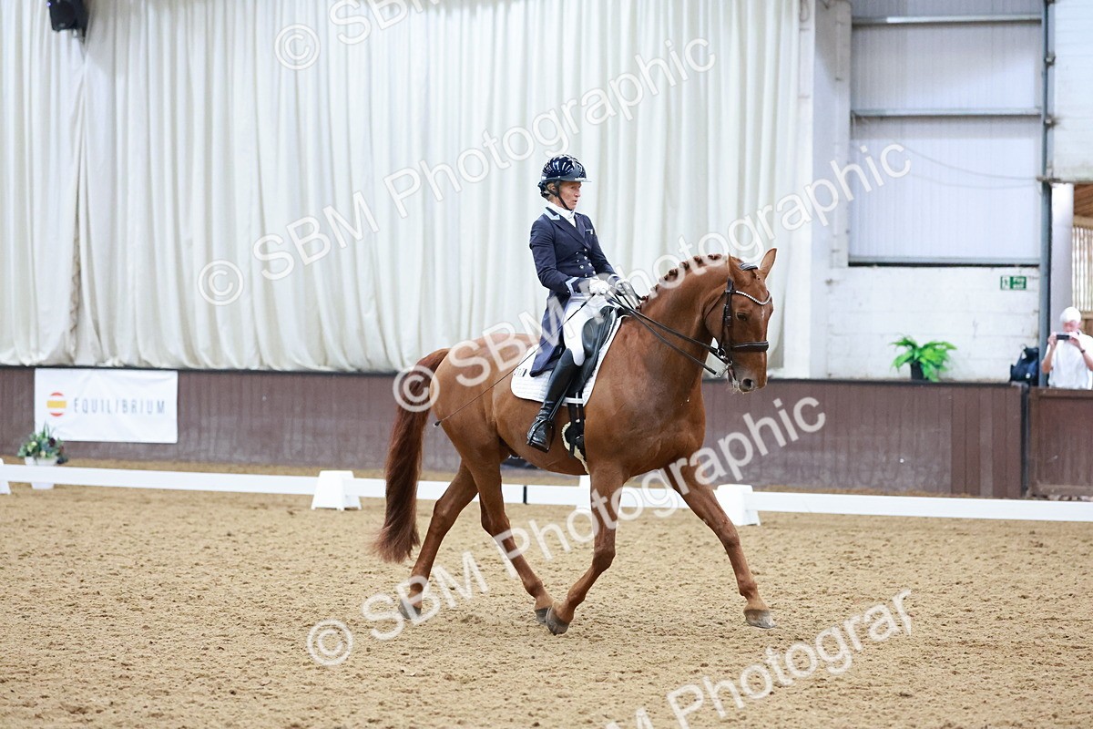 SBM_020853 - Class 13 - FEI INT I - 16.26-17.14