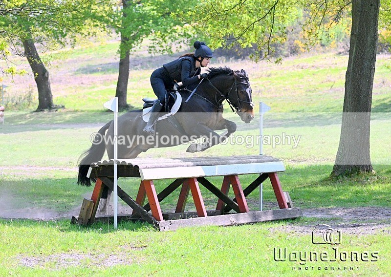 WJ7_7022 - The stables at Tweseldown 27-04-25