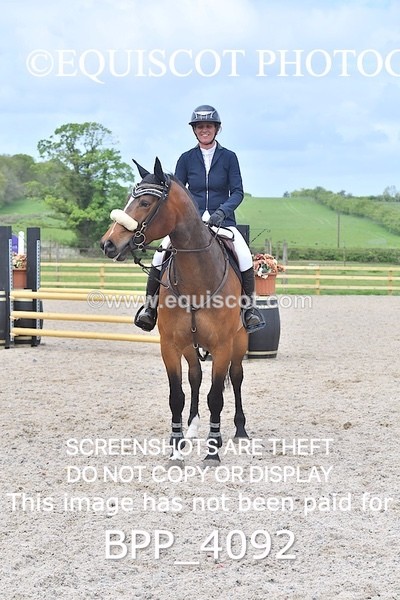 BPP_4092 - CLASS 4 Senior BritiNovice/ 90cm Open