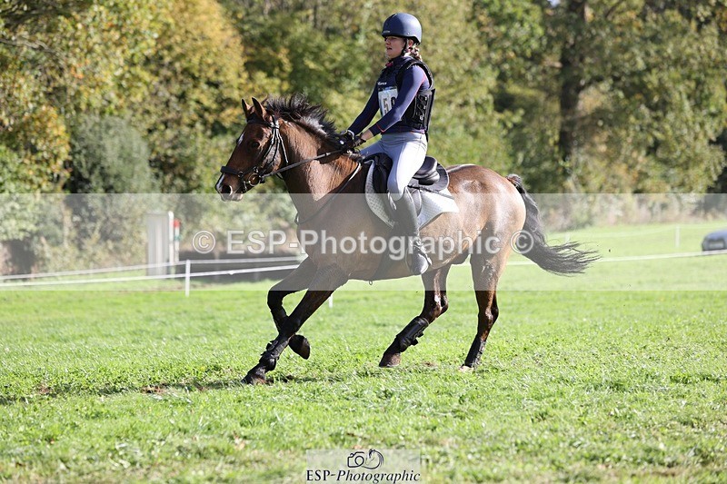 241026-130036-13747 - 450-Erin.Dovey-MONEYHILLS.PAGEANT