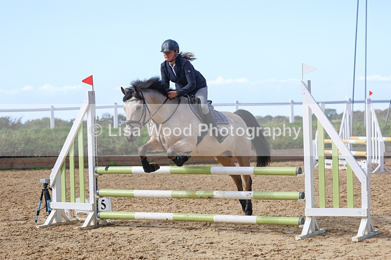 3E7A4924 - Class 9: 80cm Senior